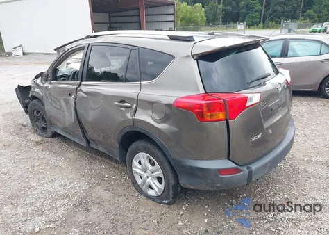 2015 Toyota Rav4 Le z USA, uszkodzony, nr VIN JTMBFREV9FD097362